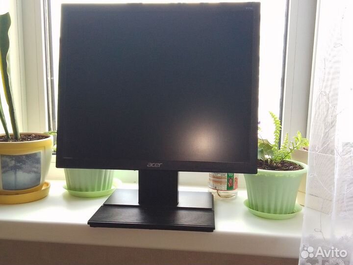 Монитор для компьютера