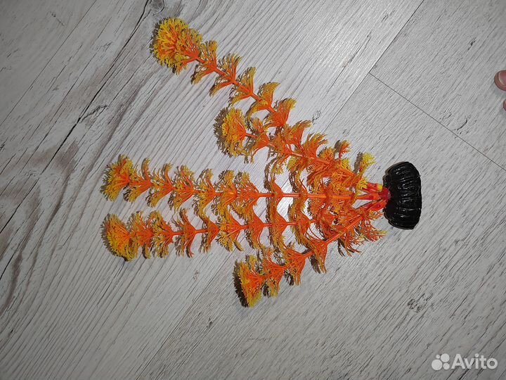 Продам аквариум и растения искусственные