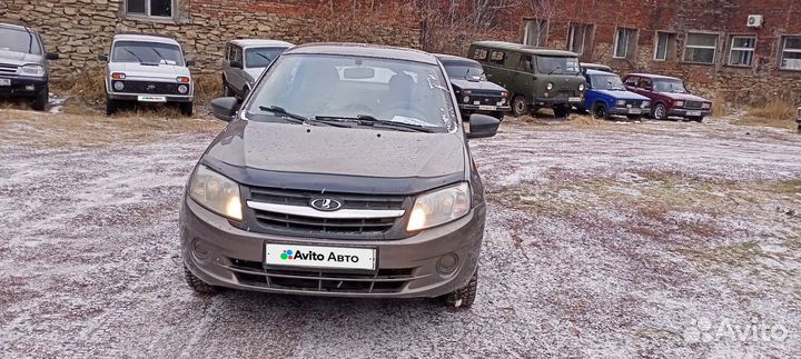 LADA Granta 1.6 МТ, 2016, 100 000 км