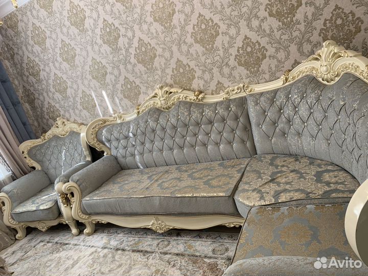 Угловой диван