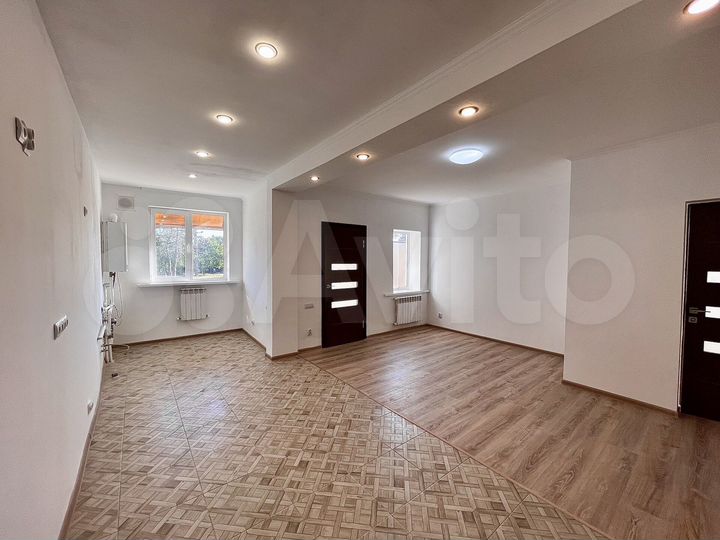 Дом 45 м² на участке 4 сот.