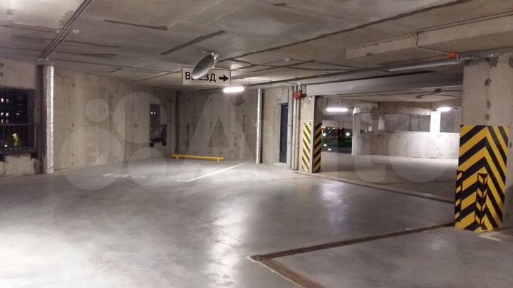 Машиноместо, 13 м²