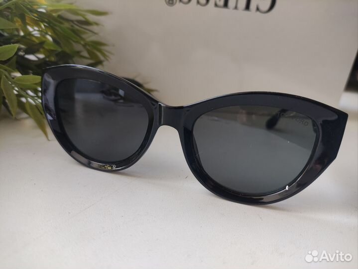 Солнцезащитные очки женские