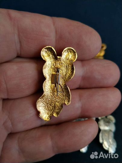 Значок Олимпийский мишка