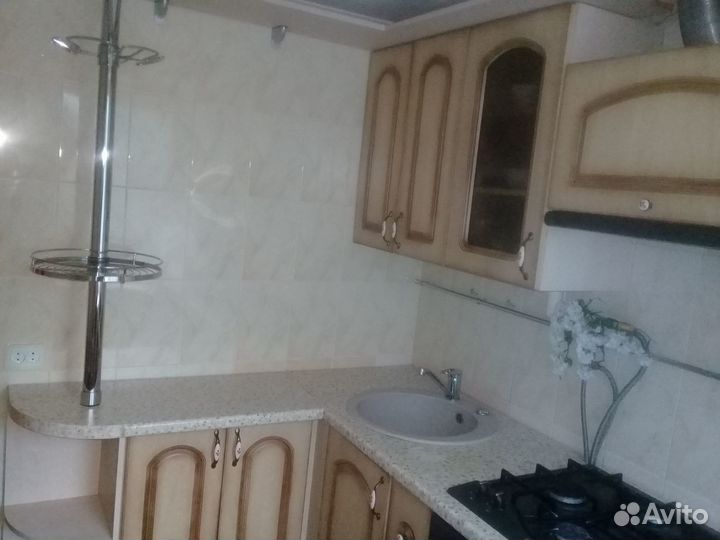 Гарнитур кухонный