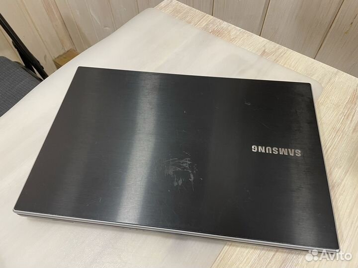 Ноутбук samsung np300v5a