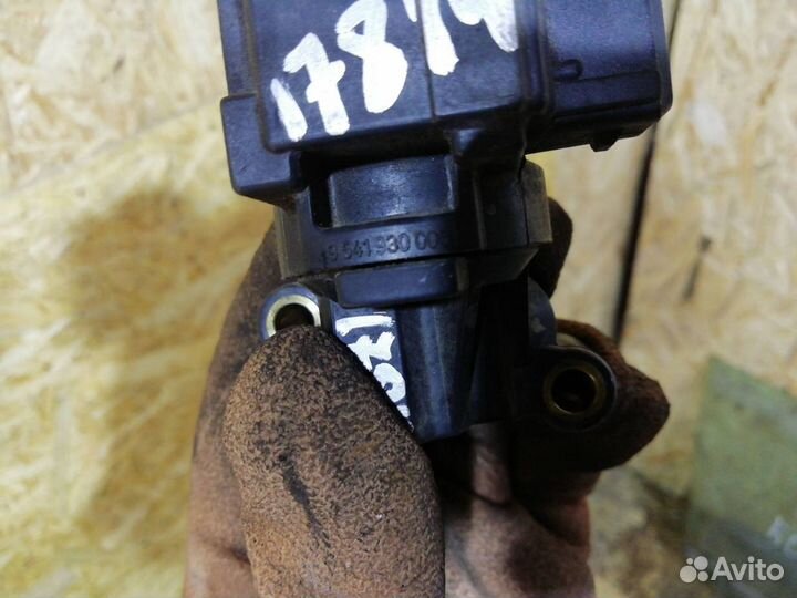 Клапан холостого хода Kia Rio рест. (2002 - 2005)