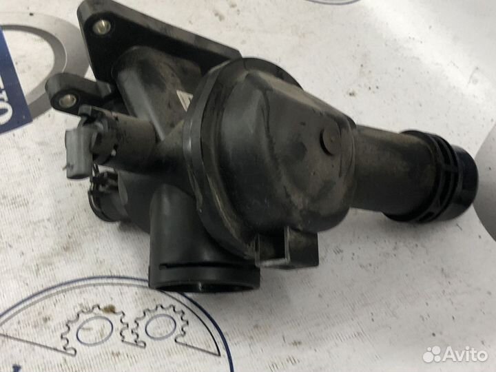 Корпус термостата Jaguar F-Type I 2-й рестайлинг