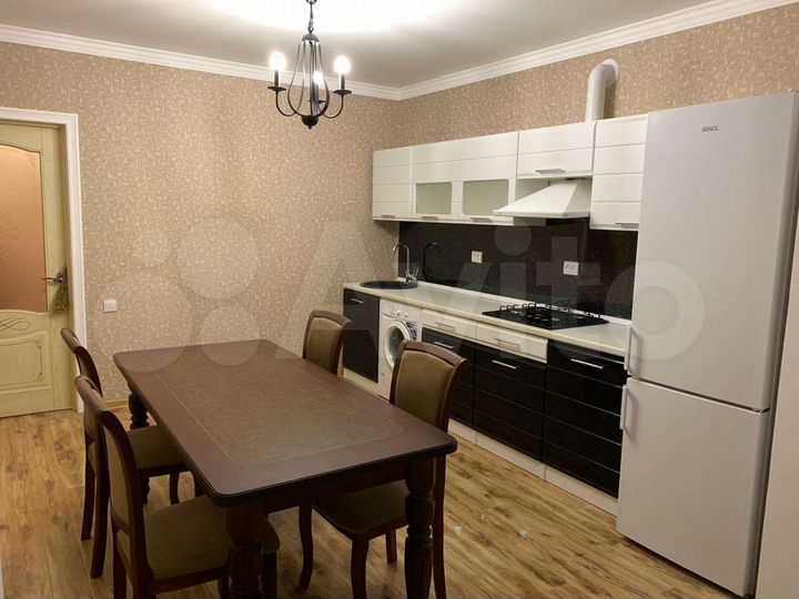 2-к. квартира, 75 м², 2/6 эт.