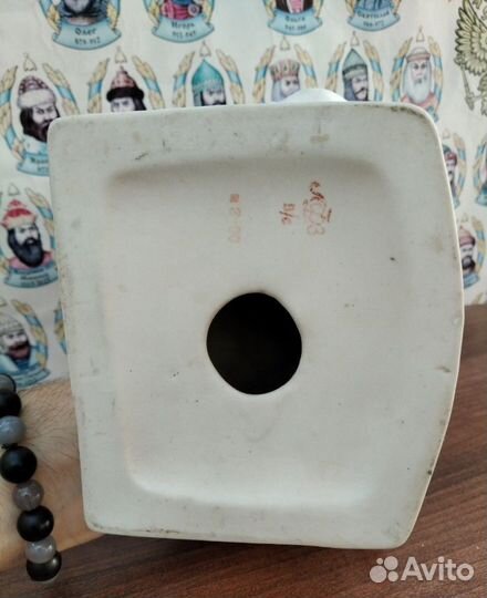 Статуэтка, скульптура Бюст Ленина лфз бисквит. Выс