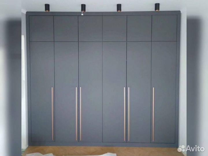 Шкаф встроенный
