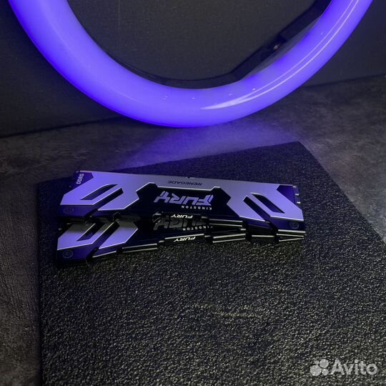 Оперативная память Kingston fury Renegade Silver