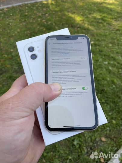 iPhone 11, 64 ГБ