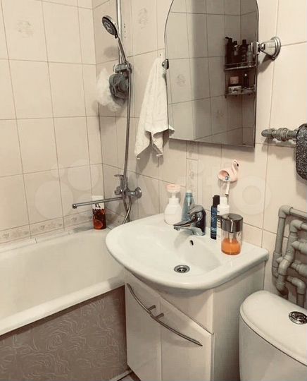 Комната 15 м² в 3-к., 6/17 эт.