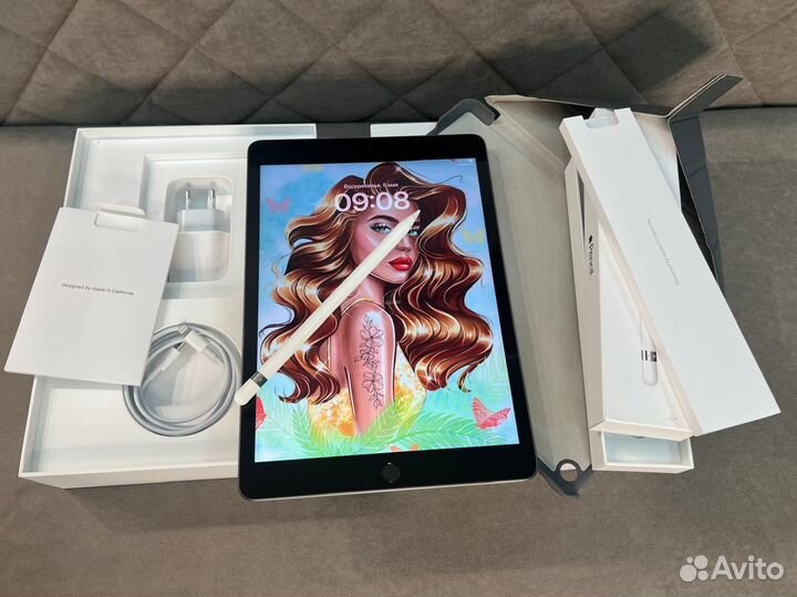 iPad 8 Gb 32 + Procreate