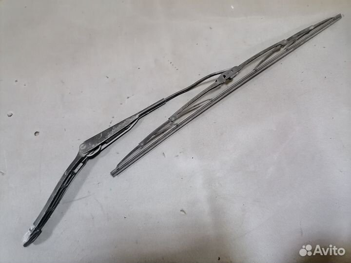 Поводок стеклоочистителя передний левый saab 9-5