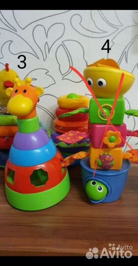 Развивающая игрушка пирамидка-сортер