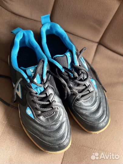 Футзалки demix