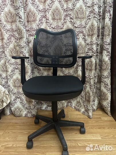 Компьютерное кресло