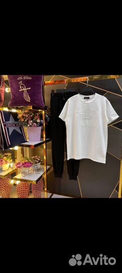 Спортивный костюм