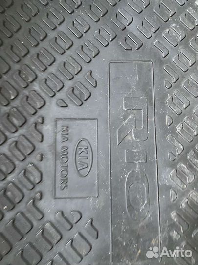 Коврик в багажник для Kia Rio