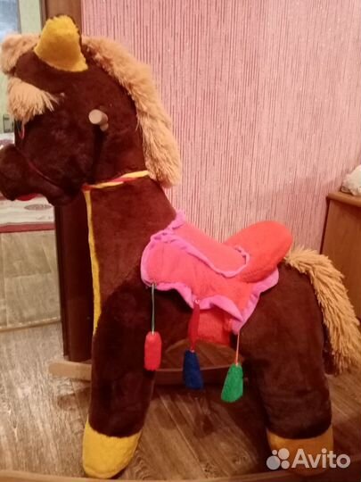 Лошадь качалка