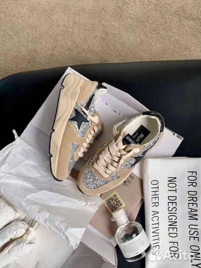 Кроссовки golden goose женские