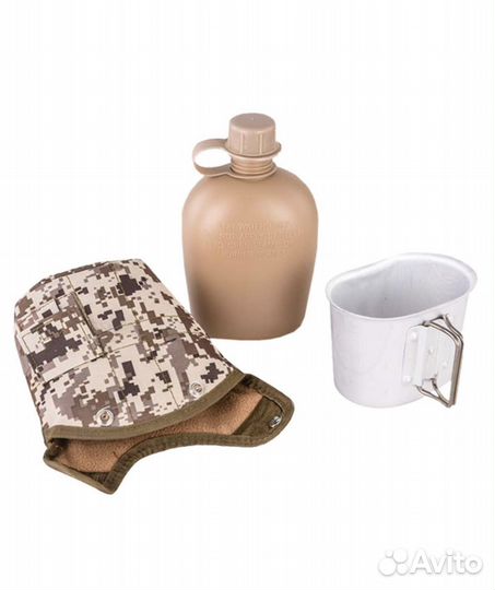 Набор из фляжки и кружки в чехле