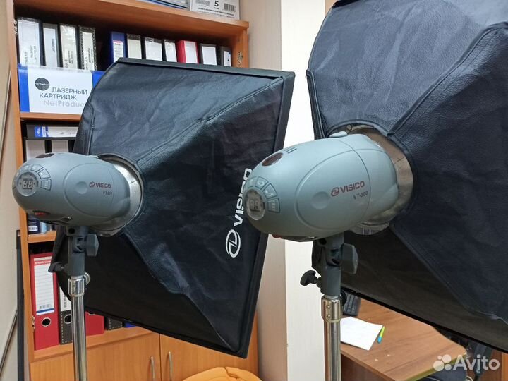 Вспышка Visico VT-300 моноблок с рефлектором, 2шт