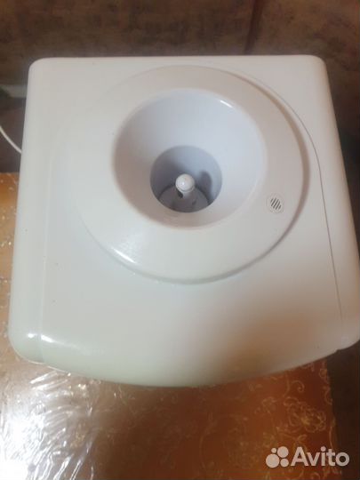 Кулер для воды настольный с охлаждением