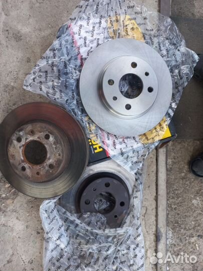 ВАЗ 2110 1.5 МТ, 2002, 273 351 км