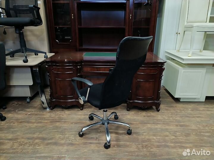 Кресло для персонала б/у Easy Chair 506 12531-чрн