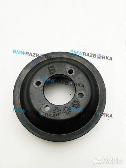 Шкив помпы BMW 5 E39 2000 1436590