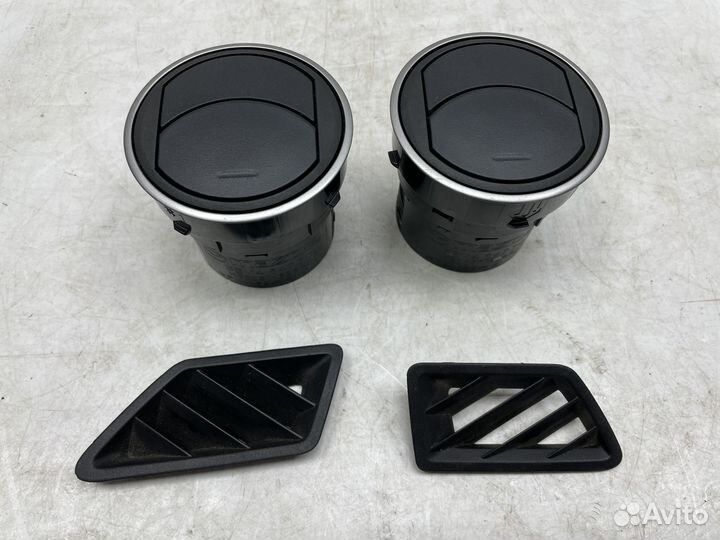 Дефлектор обдува салона Mazda 3 BL