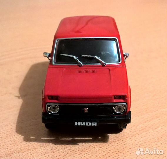 Автомобиль Нива, ваз 2121, модель масштаб - 1/43