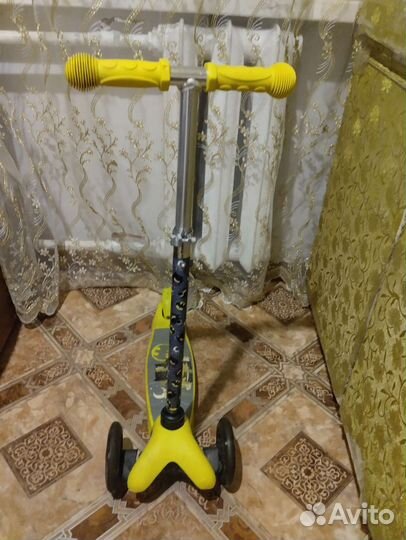 Самокат детский бу 2-3 года