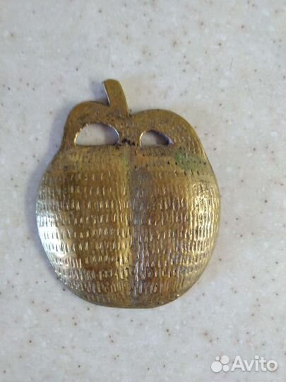 Подставка под украшения/пепельница