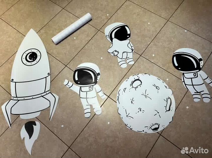 Интерьерные наклейки