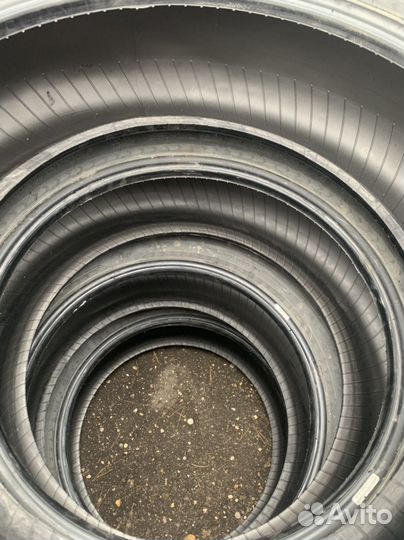 Nokian Tyres Hakkapeliitta 8 SUV 235/60 R18
