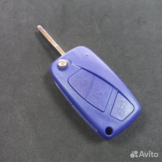 Выкидной ключ Fiat синий