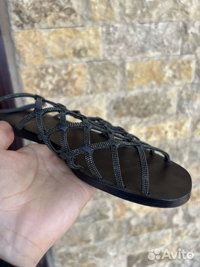 Сандалии