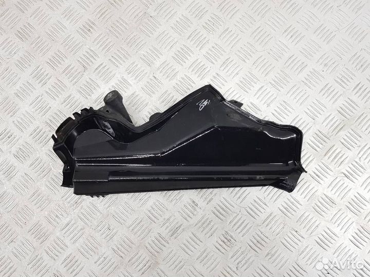 51717309205 Пластик моторного отсека BMW X5 F15