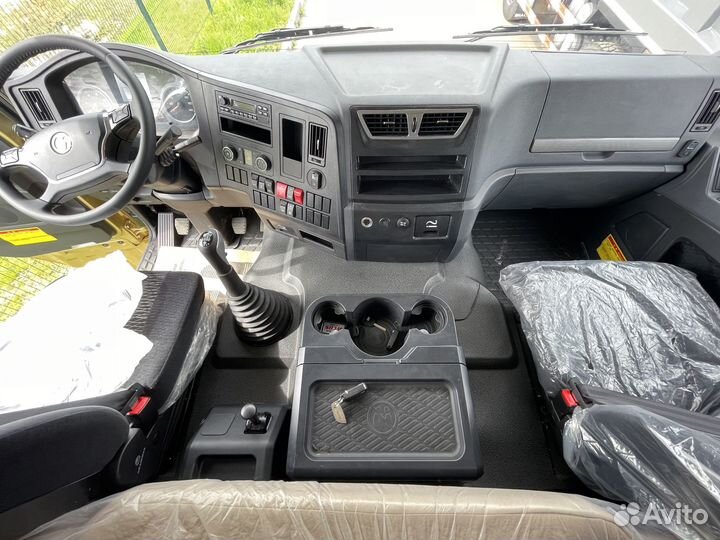 Shacman (Shaanxi) X3000, 2023