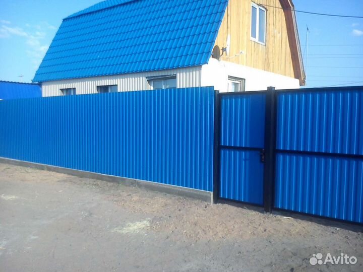 Забор металлический, ворота усадебные