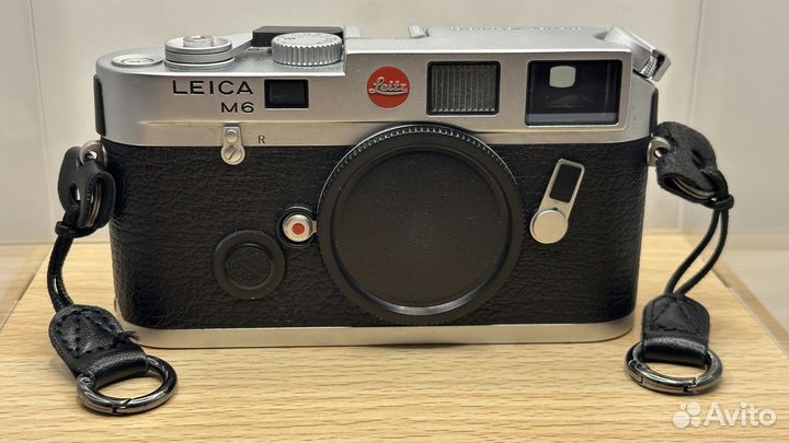 Пленочный фотоаппарат Leica M6