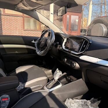 Kia KX1 2025, 1.4л, 100лс. 15 км