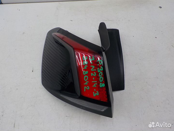 Фонарь задний левый наружный Peugeot 3008 2016