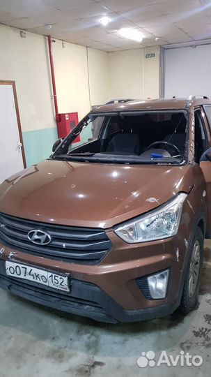 Заднее стекло Ford Galaxy II с эо (2006)