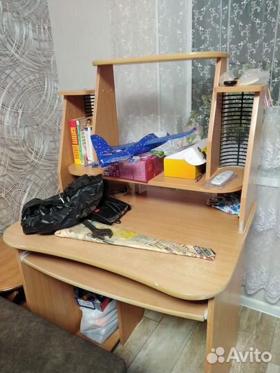 Компьютерный стол