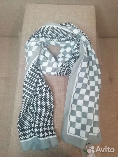 Шарфы и палантины серый